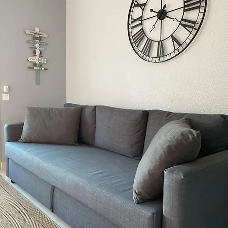 Apartment T2 Climatise Avec Piscine Secteur Richelieu Agde