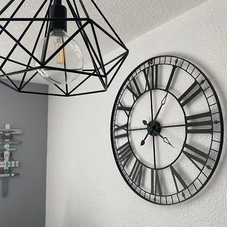 T2 Climatise Avec Piscine Secteur Richelieu Агд